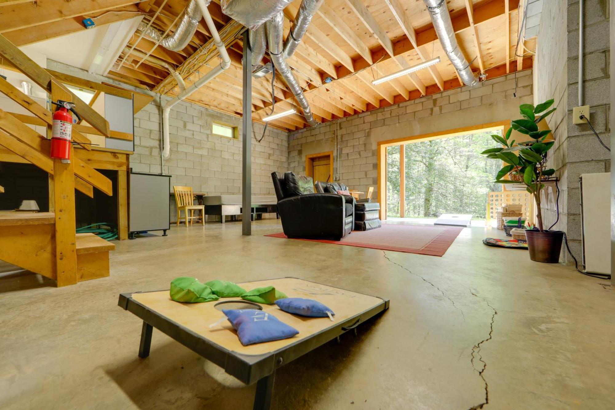 North Carolina Cabin - Hot Tub, Near Coopers Creek Bryson City Bagian luar foto