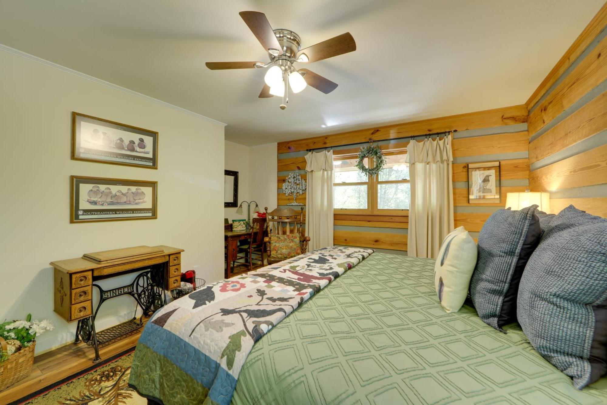North Carolina Cabin - Hot Tub, Near Coopers Creek Bryson City Bagian luar foto